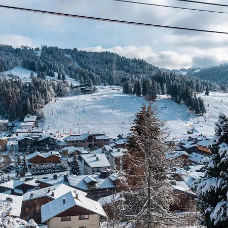Familial Avec Jacuzzi, Garage Et Cheminee Aux Gets Chalet Les Gets