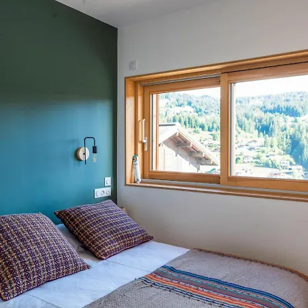 Familial Avec Jacuzzi, Garage Et Cheminee Aux Gets Chalet *