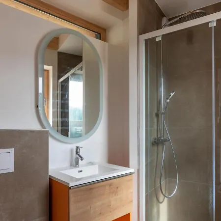 Chalet Familial Avec Jacuzzi, Garage Et Cheminee Aux Gets *